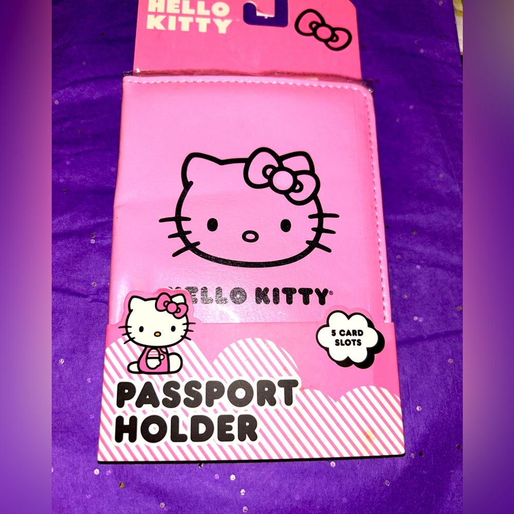 Hello Kitty Passport Holder